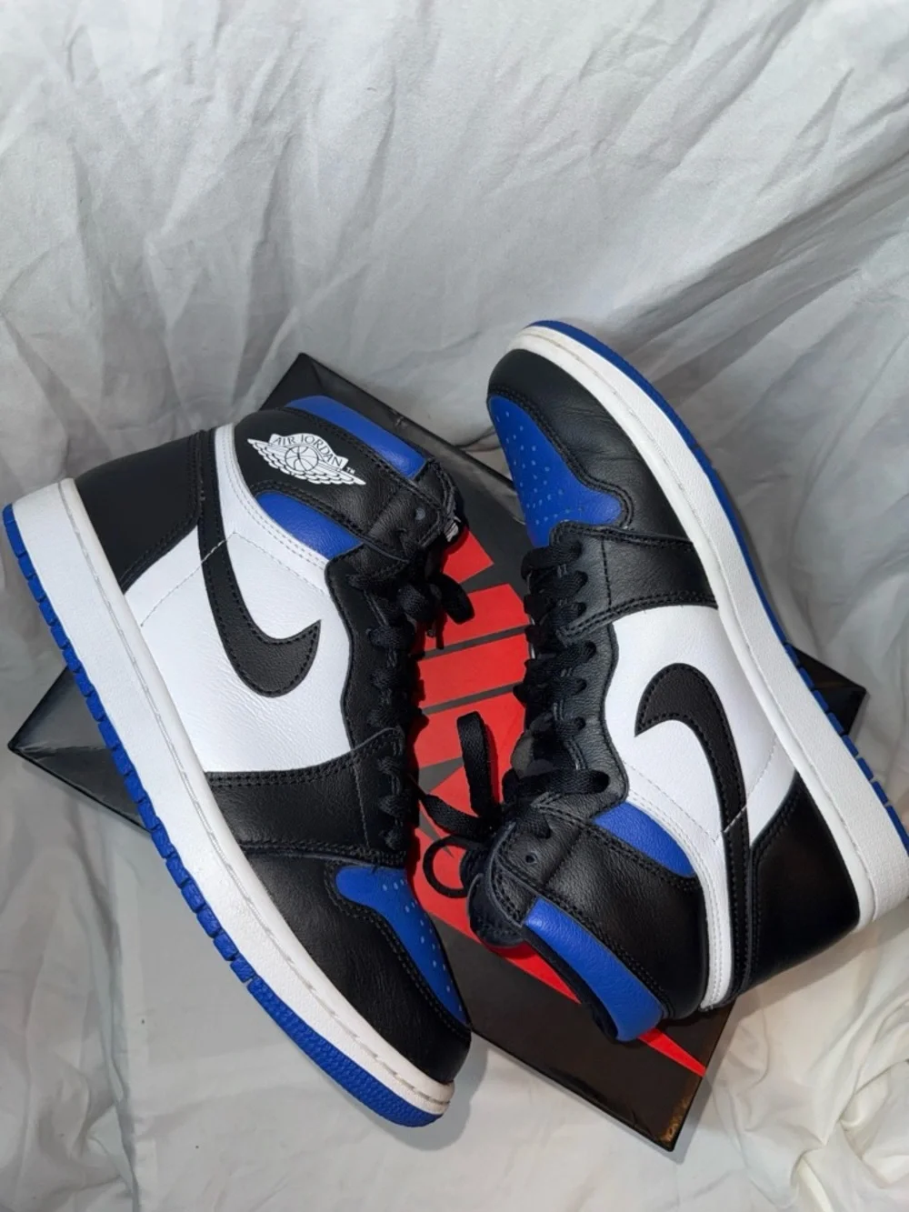 Air Jordan 1 Retro High OG High ‘Royal toe’